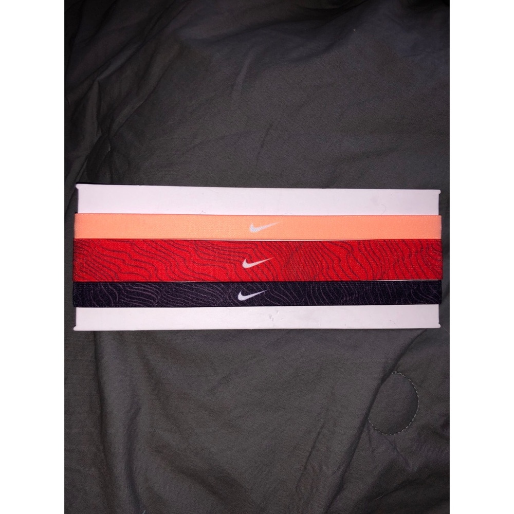 3 NIKE Headbands